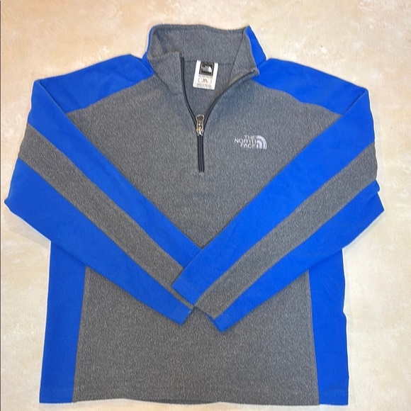 The North Face Gray and Blue 3/4 Zip fleece pullover, boys medium (10/12) - Picture 1 of 4